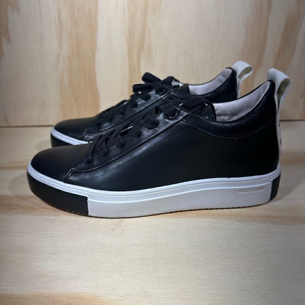 Blackstone Sneakers Women’s Size 7
